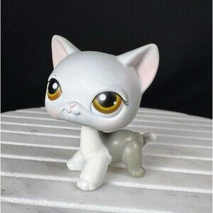 Authentic LPS Littlest Pet Shop #138 Gray White Shorthair Cat Brown Dot Eye